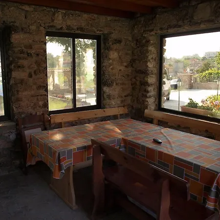 Πανσιόν Dobrevata House