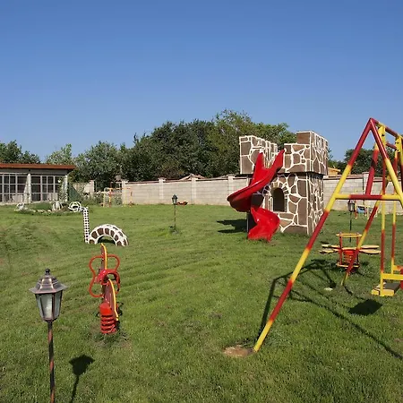 Πανσιόν Dobrevata House